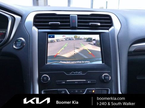 Used 2020 Ford Fusion SEL FWD image 11