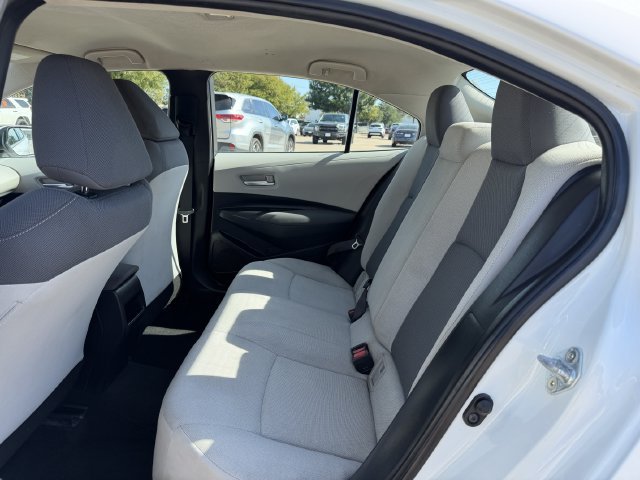 Used 2021 Toyota Corolla L FWD image 21