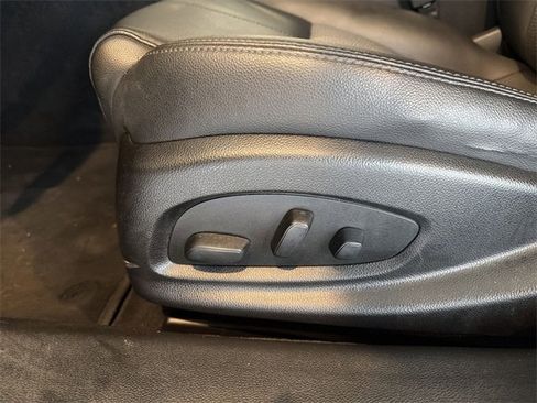 Used 2018 Chevrolet Impala LT image 21