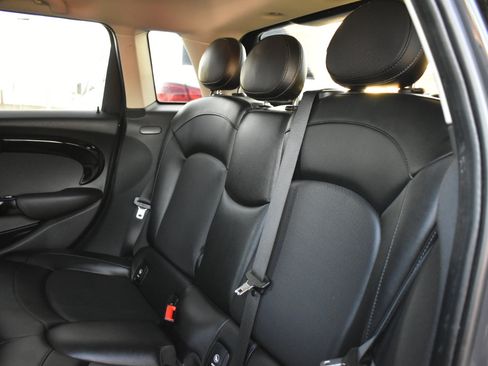 Used 2015 MINI Cooper S image 24