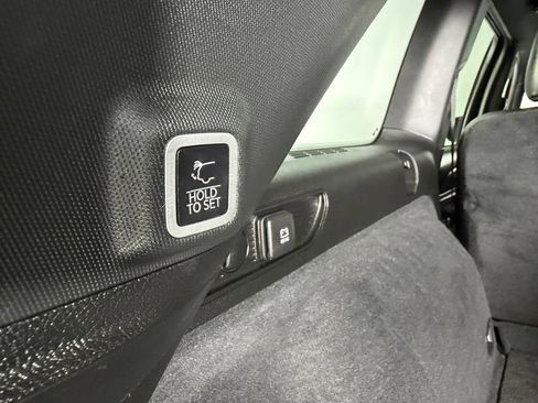 Used 2023 Jeep Grand Cherokee Overland RWD image 31