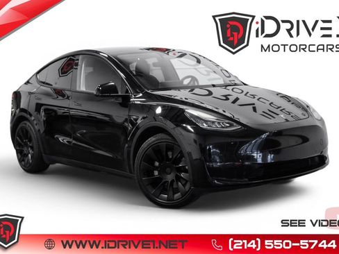 Used 2022 Tesla Model Y Long Range AWD/4WD image 1