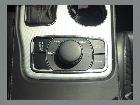 Used 2018 Jeep Grand Cherokee Trackhawk image 27