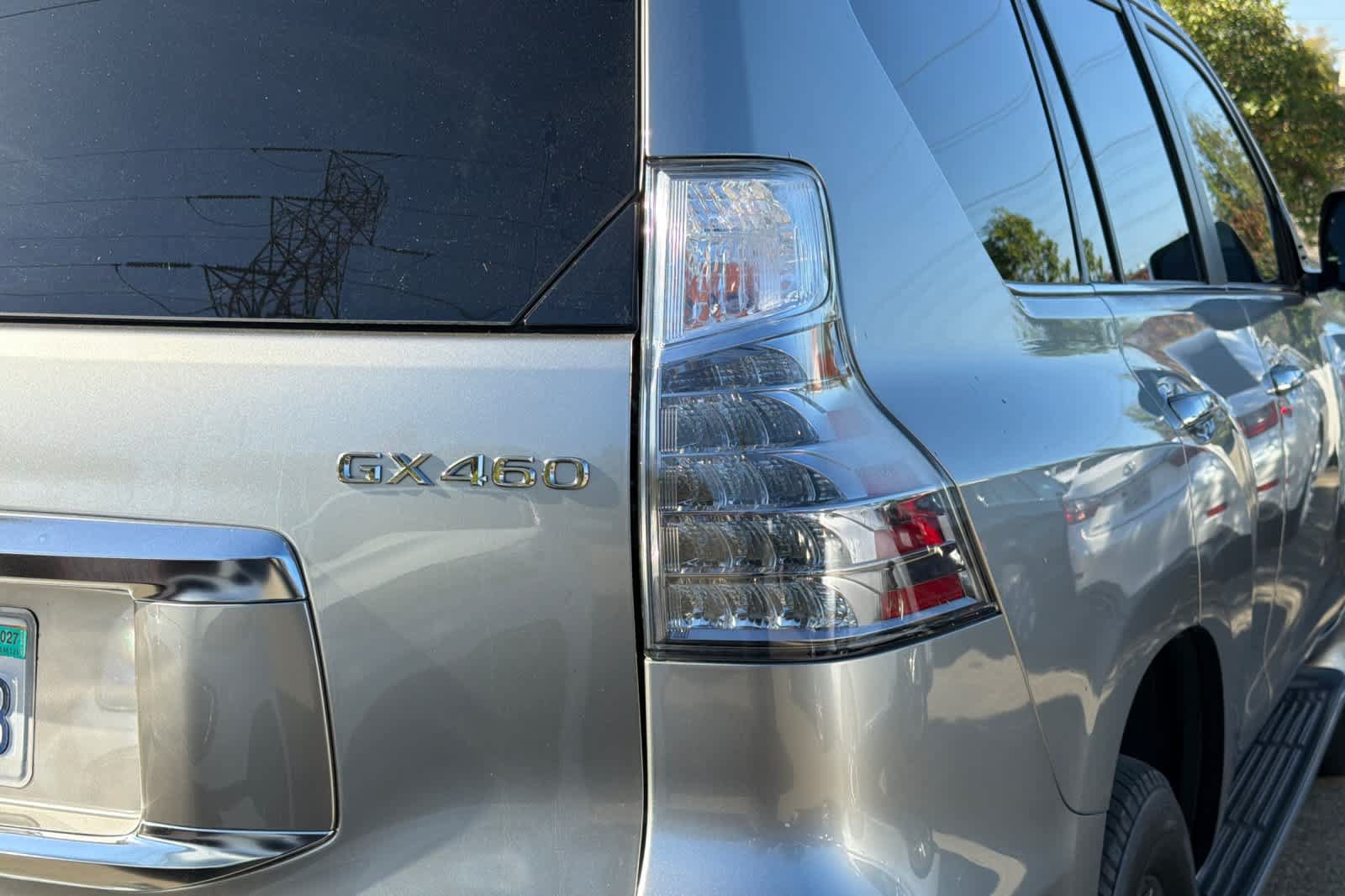 Used 2021 Lexus GX 460 Premium w/ Premium Package AWD/4WD image 16