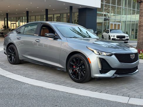 Used 2023 Cadillac CT5 V w/ Platinum Package image 32