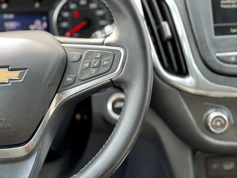 Used 2019 Chevrolet Equinox LT image 31