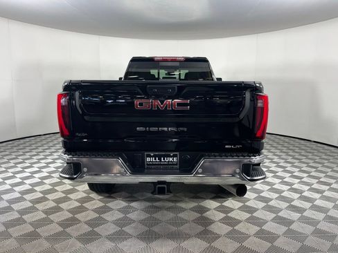 Used 2024 GMC Sierra 2500 SLT w/ SLT Premium Package image 9