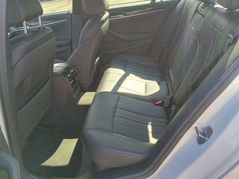 Used 2021 BMW 540i xDrive w/ M Sport Package image 22