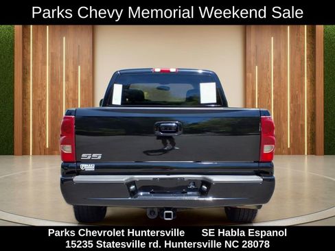 Used 2003 Chevrolet Silverado 1500 SS AWD/4WD image 32