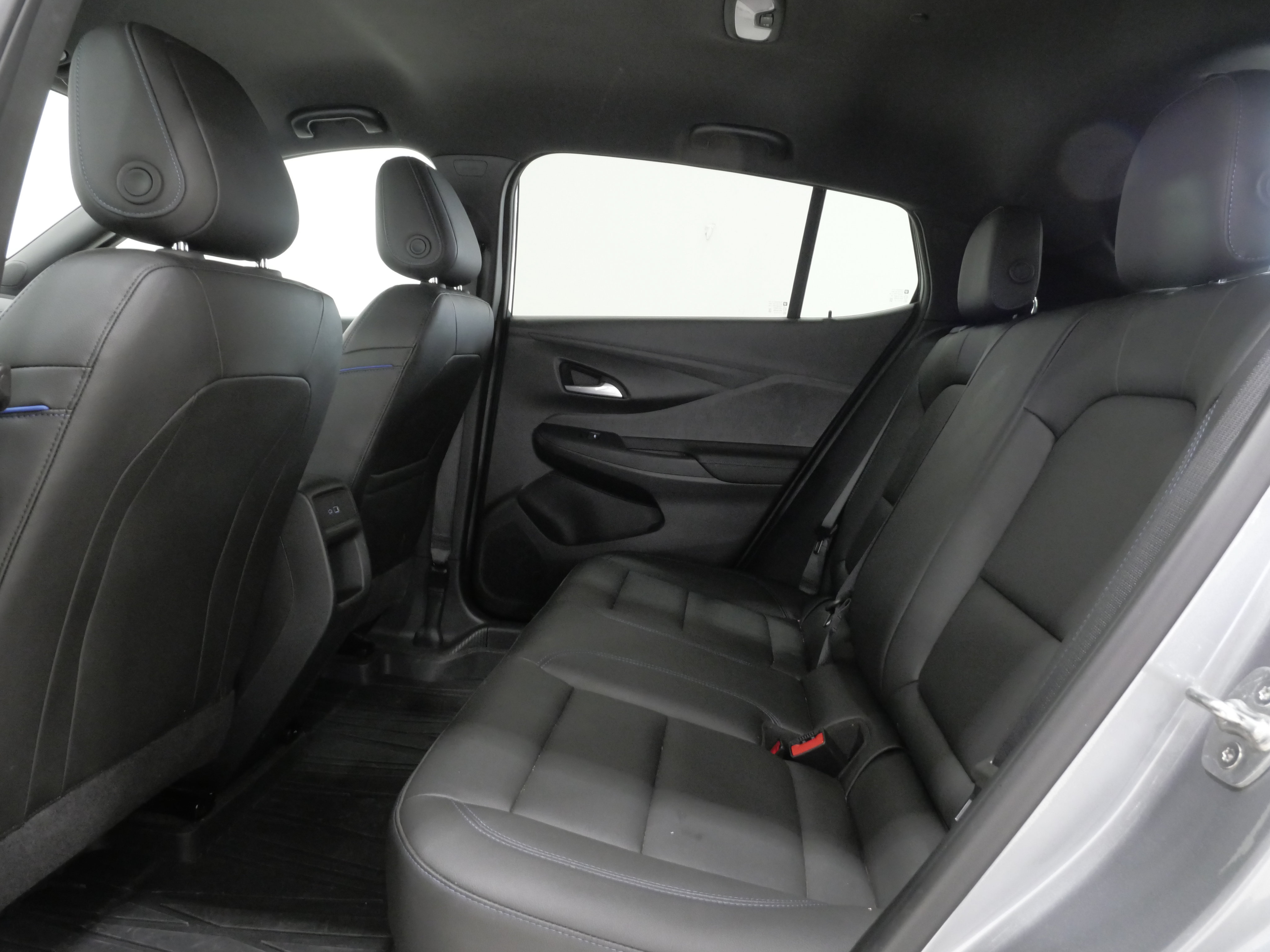 Used 2024 Buick Envista Sport Touring w/ Convenience I Package FWD image 20
