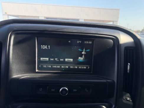 Used 2019 Chevrolet Silverado 2500 W/T AWD/4WD image 36