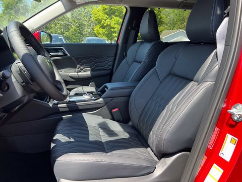 New 2026 Mitsubishi Outlander SEL AWD/4WD image 18