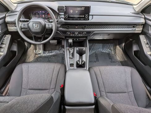 Used 2025 Honda Accord LX image 5