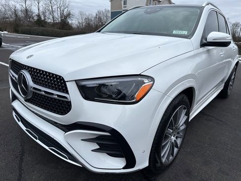 Certified 2025 Mercedes-Benz GLE 350 4MATIC image 2