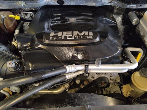 Used 2016 RAM 2500 Tradesman image 30