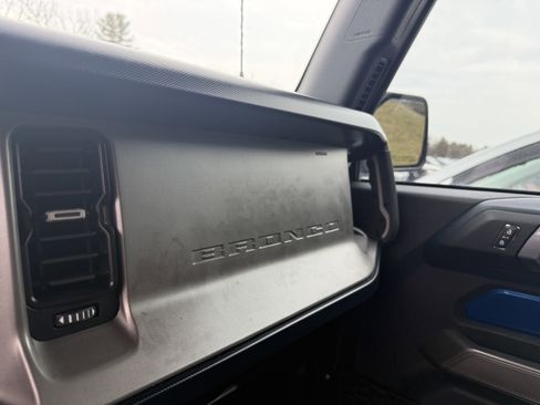 Used 2021 Ford Bronco First Edition image 13