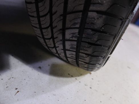 Used 2017 Toyota Camry SE image 37