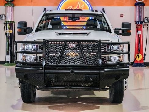 Used 2019 Chevrolet Silverado 3500 W/T w/ WT Convenience Package image 10