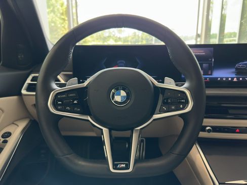 Used 2025 BMW 330i Sedan w/ M Sport Package RWD image 75