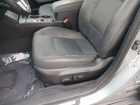 Used 2016 Subaru Outback 3.6R Limited image 13