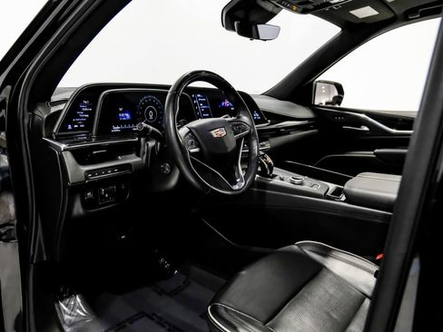 Used 2023 Cadillac Escalade Sport image 5