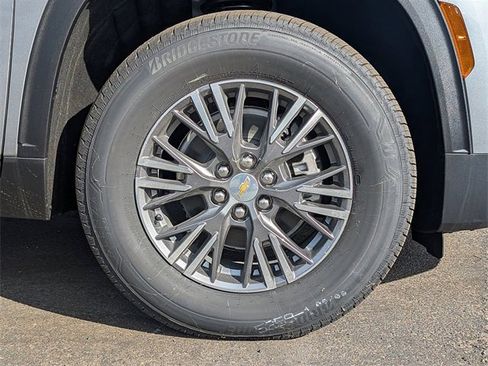 New 2026 Chevrolet Traverse LT image 6