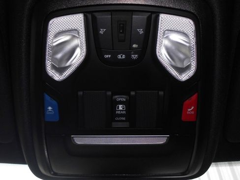Used 2024 RAM 1500 Big Horn AWD/4WD image 20
