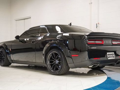 Used 2022 Dodge Challenger R/T Scat Pack RWD image 27