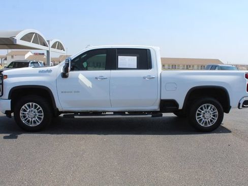 Used 2020 Chevrolet Silverado 2500 High Country w/ Z71 Off-Road Package AWD/4WD image 7