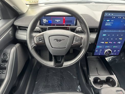 Used 2024 Ford Mustang Mach-E Select image 14