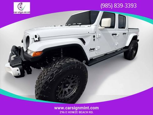 Used 2024 Jeep Gladiator Sport w/ Premium Package image 1