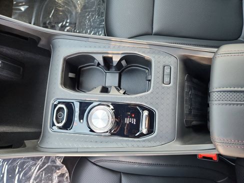 New 2025 Jeep Wagoneer S Limited image 15