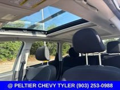 Used 2015 Subaru Forester 2.5i Premium w/ Rugged Package #1 AWD/4WD image 14