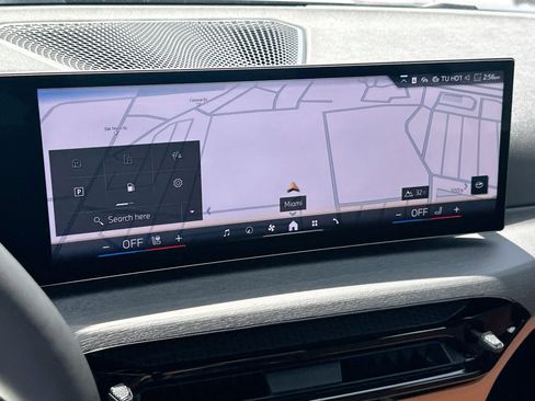 New 2026 BMW 330i Sedan w/ Convenience Package RWD image 9