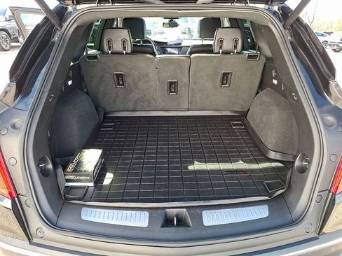 Used 2017 Cadillac XT5 Platinum w/ Driver Assist Package image 29