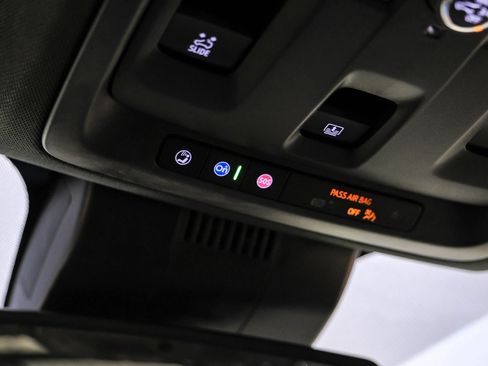 Used 2023 GMC Yukon AT4 w/ AT4 Premium Package AWD/4WD image 26