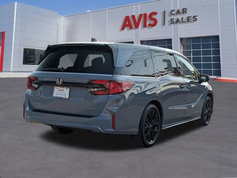 Used 2025 Honda Odyssey Sport-L image 6