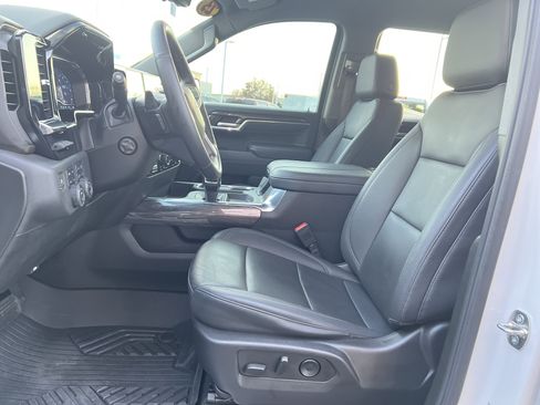 Used 2023 Chevrolet Silverado 1500 LTZ w/ Technology Package image 16