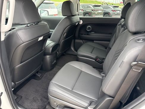 New 2026 Hyundai Palisade SEL FWD image 16