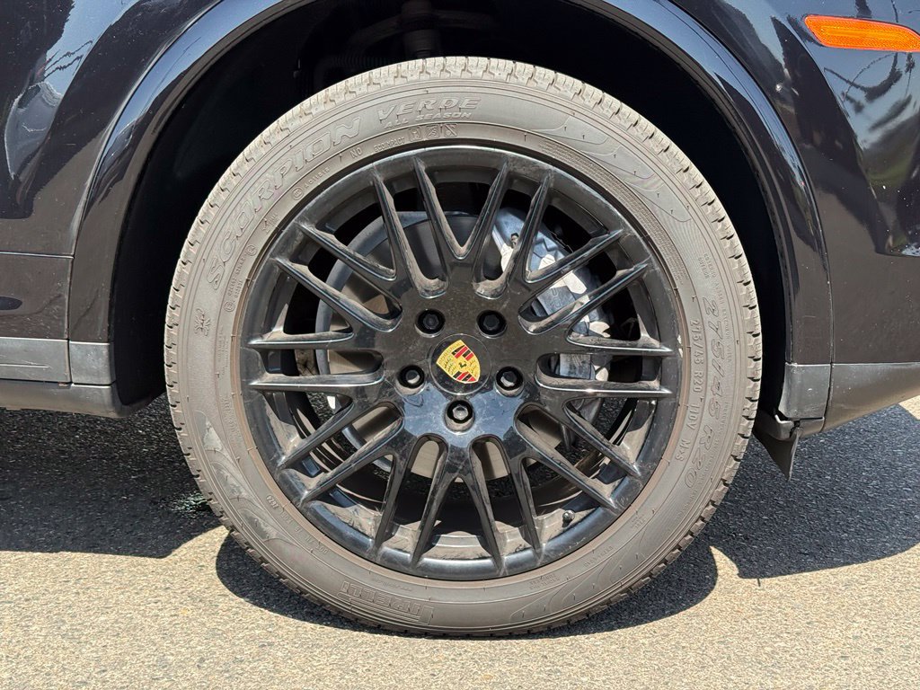 Used 2018 Porsche Cayenne AWD/4WD image 4