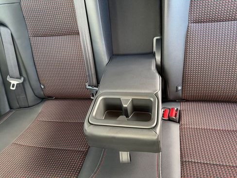 Used 2025 Nissan Kicks SR image 22