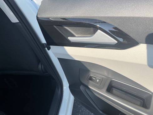 New 2025 Volkswagen Taos S image 13