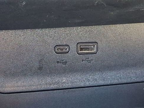 Used 2025 Chevrolet Equinox LT AWD/4WD image 25