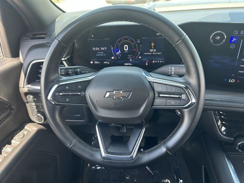 Certified 2025 Chevrolet Suburban Z71 AWD/4WD image 23
