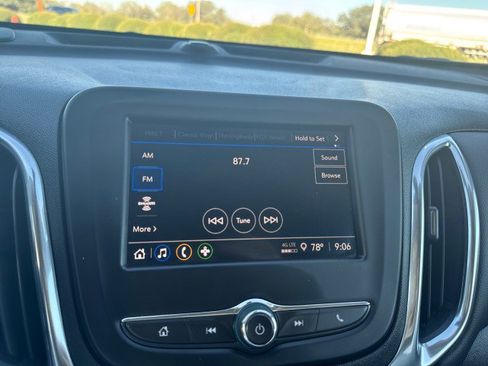 Used 2024 Chevrolet Equinox LT image 8