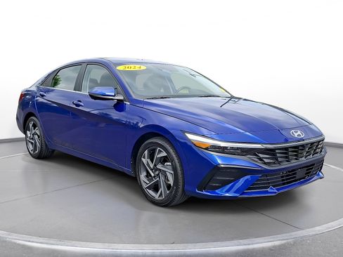 Used 2024 Hyundai Elantra Limited FWD image 1