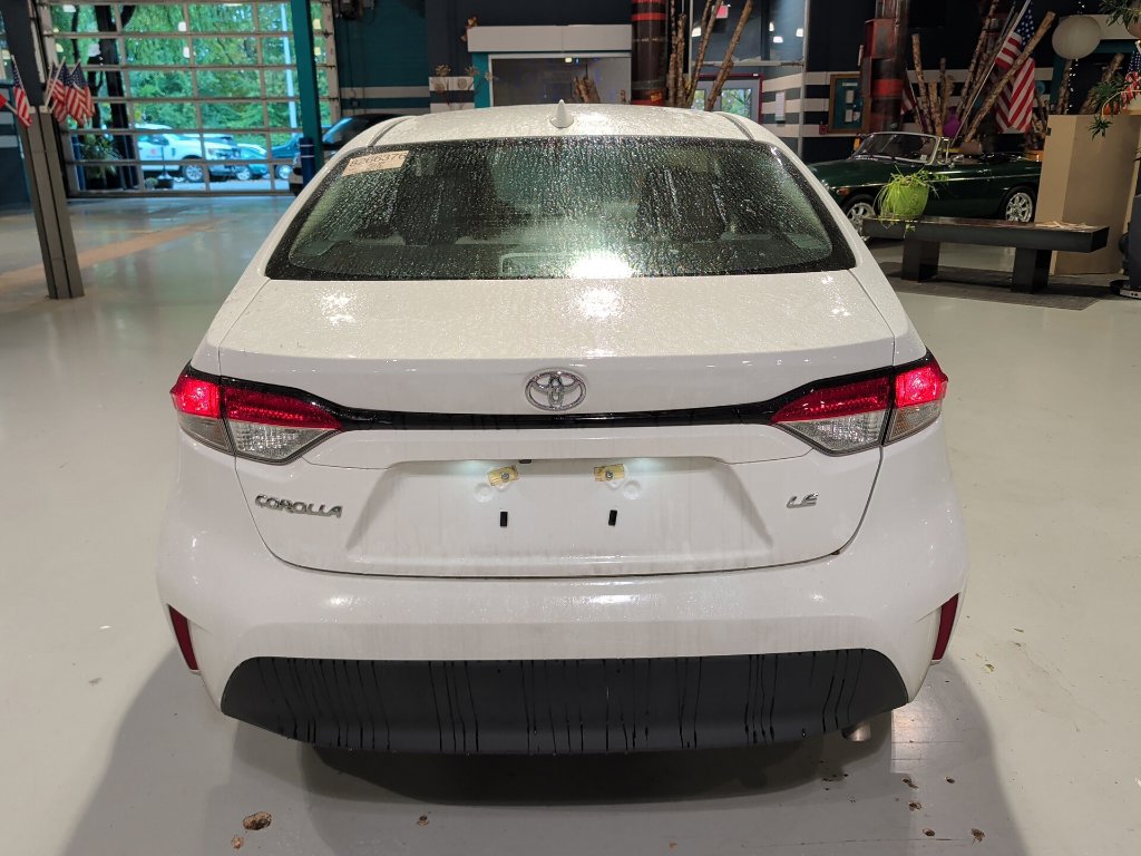 Used 2026 Toyota Corolla LE FWD image 7