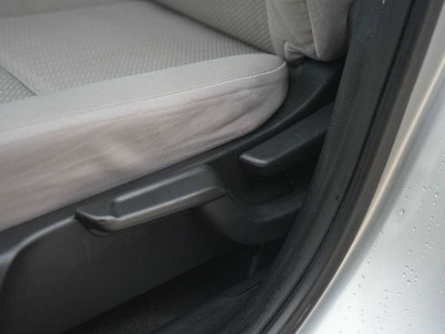 Used 2016 Honda HR-V LX image 12