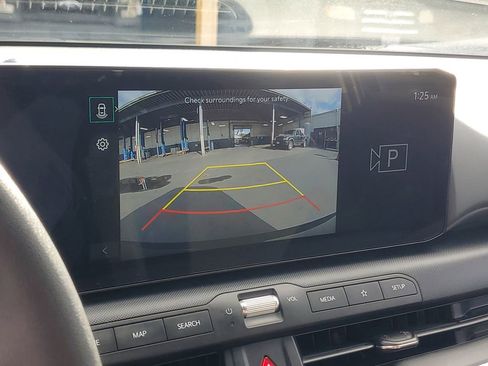 Used 2025 Kia K4 LXS image 28