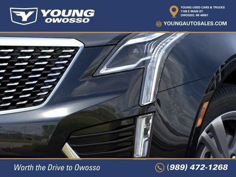 Used 2024 Cadillac XT5 Premium Luxury w/ LPO, Floor Liner Package AWD/4WD image 10